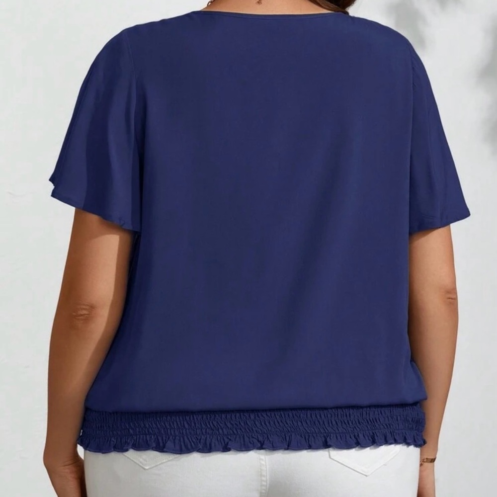Lace Hem Decorated Short Sleeve Pullover Shirt with Elastic Waist - Picture 4 of 6